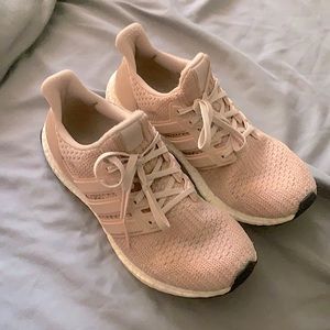 women’s ultra boosts size 8